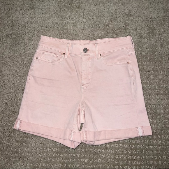 White House Black Market WHBM High Rise Tinted Rolled Hem 5inch Shorts Pink 0 - Picture 2 of 7